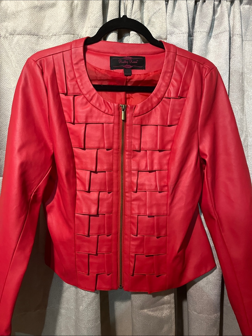 Ruby Rose size L women’s